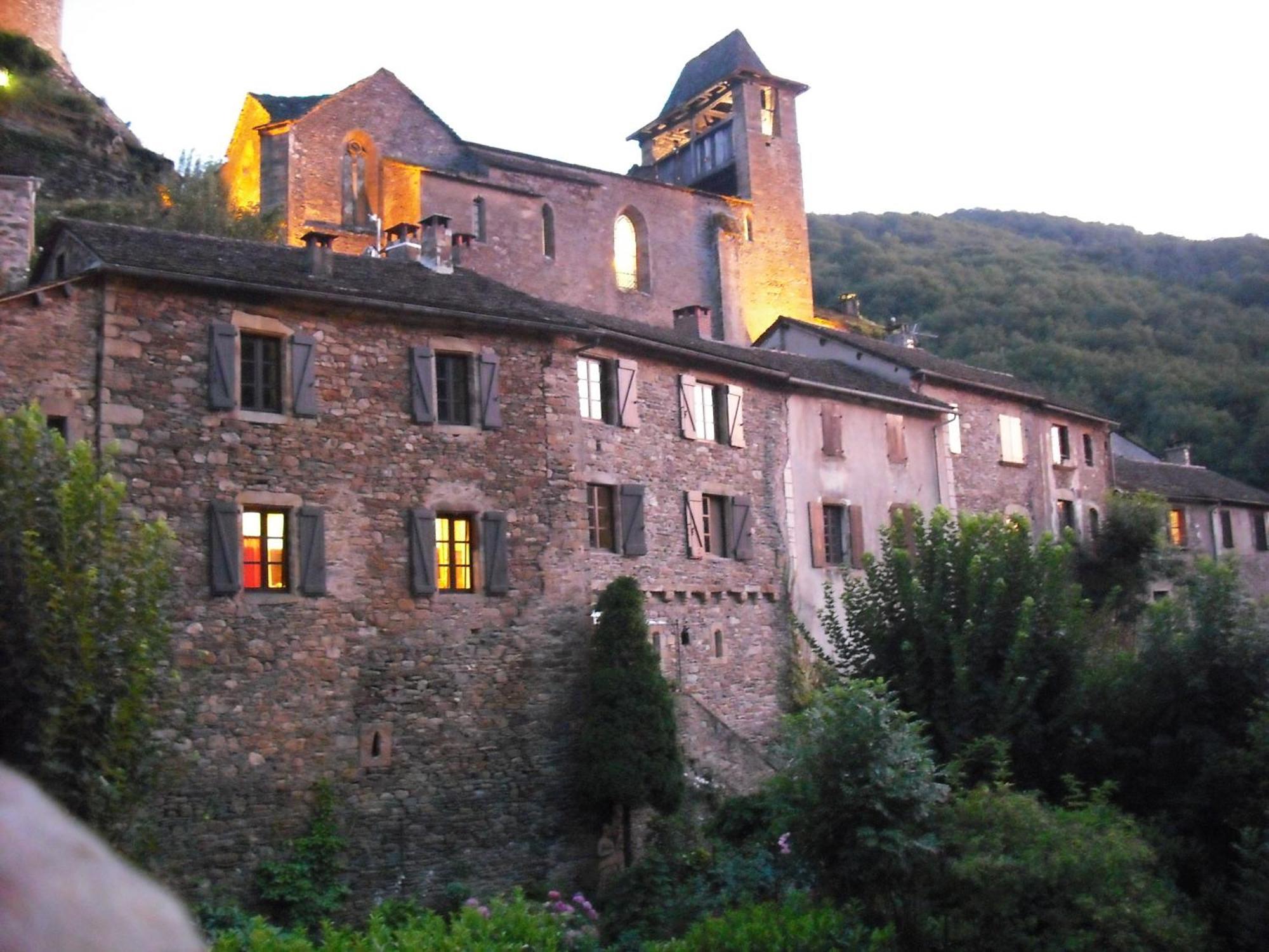Domaine Du Vern Saint-Affrique Esterno foto