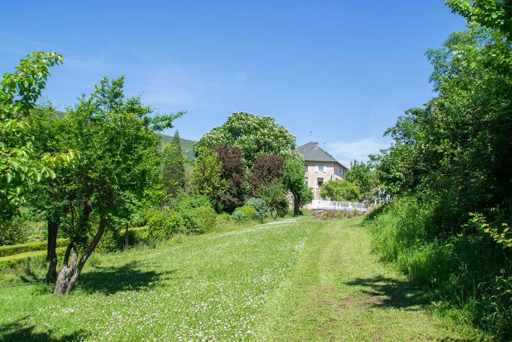 Domaine Du Vern Saint-Affrique Esterno foto